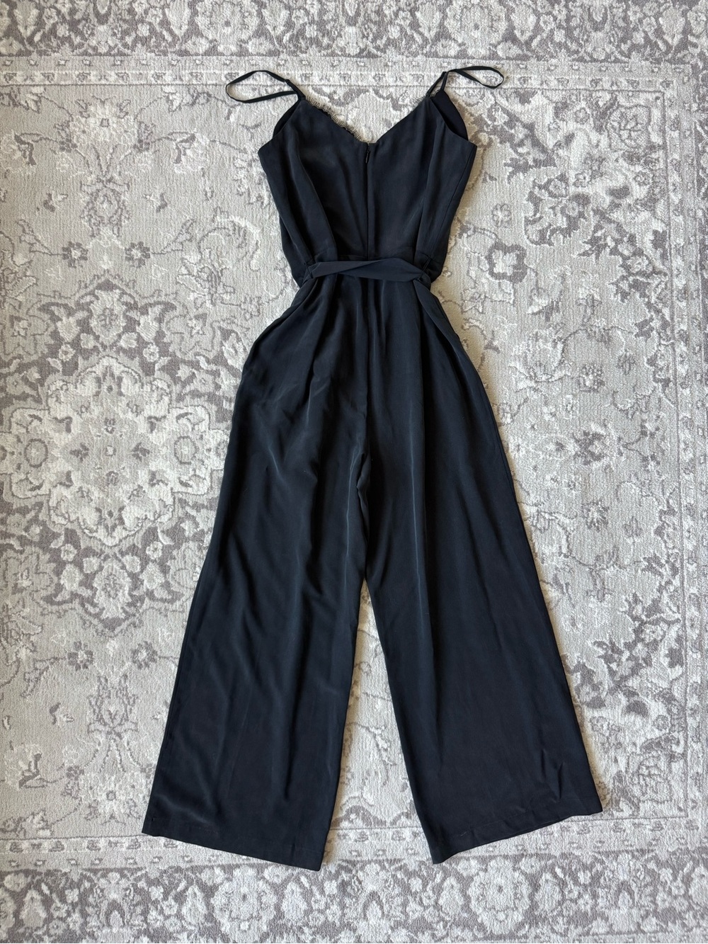 L’AGENCE Dia 100% Silk Lace Trim Camisole Wide Leg Jumpsuit in Black - Size 4 - Picture 2 of 9